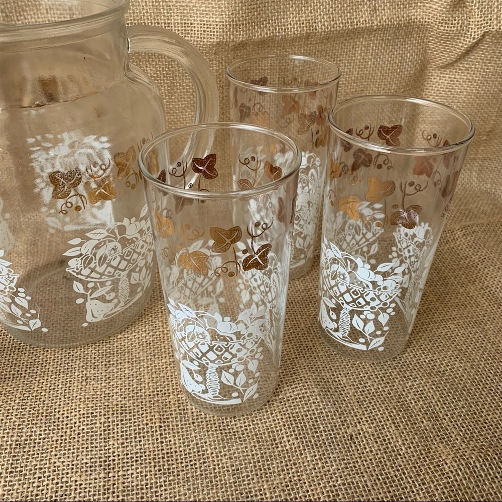 Vintage Glass Pitcher + Glasses White Fruit Basket Gold Leaves Ice Lip Barware - Picture 4 of 5